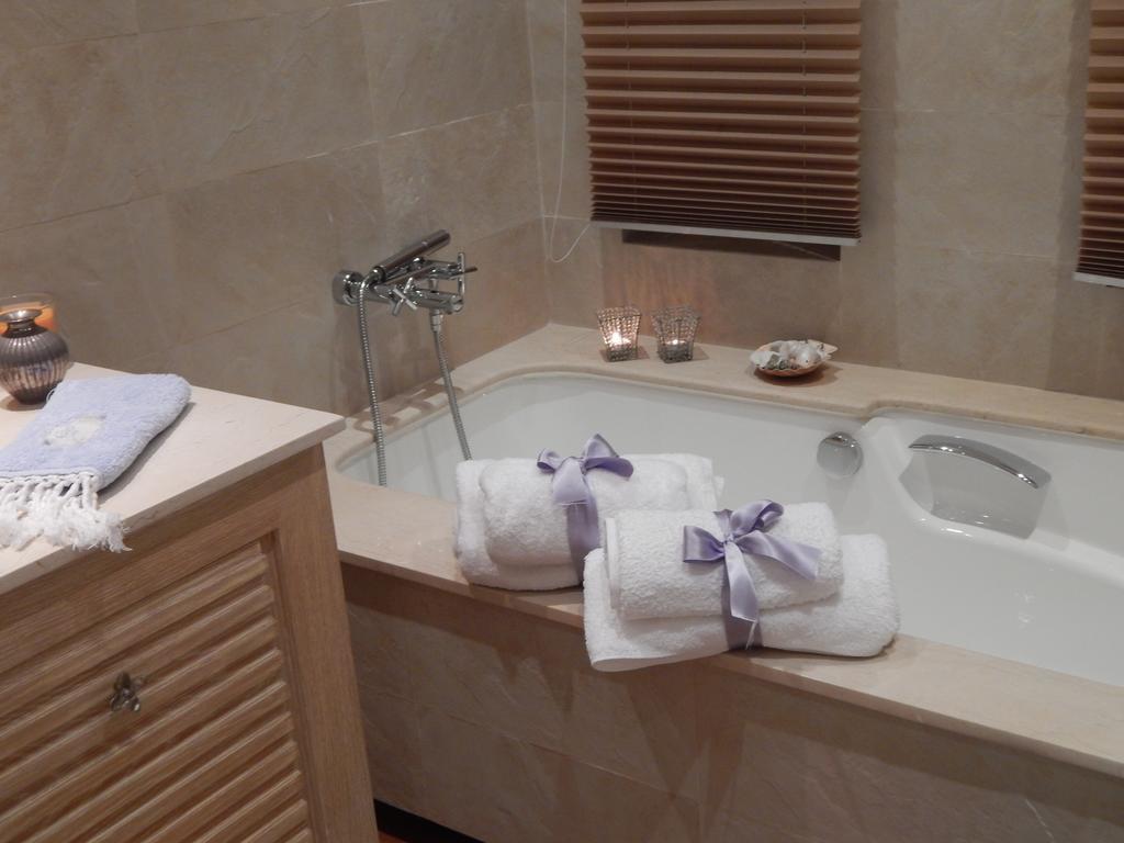 Slow Living Beautiful Villa Rafina  Bagian luar foto