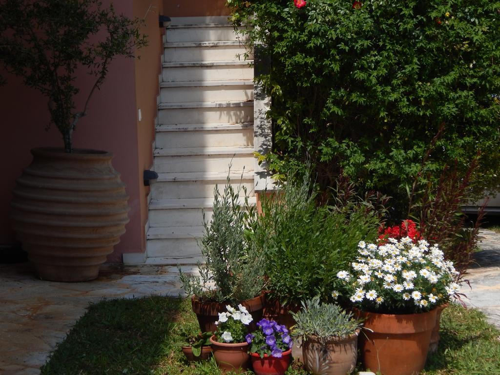 Slow Living Beautiful Villa Rafina  Bagian luar foto